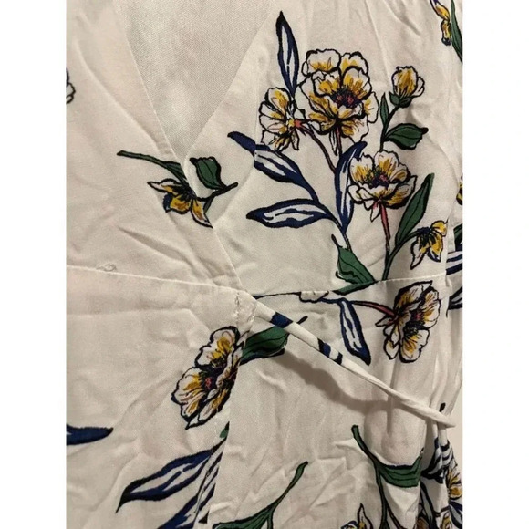 Harper Heritage Women’s Size Medium White Floral Dress - Picture 3 of 9